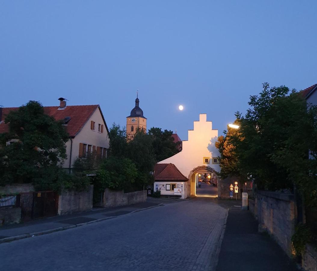 Hotel & Restaurant Sonnenhoefle Sommerhausen Esterno foto